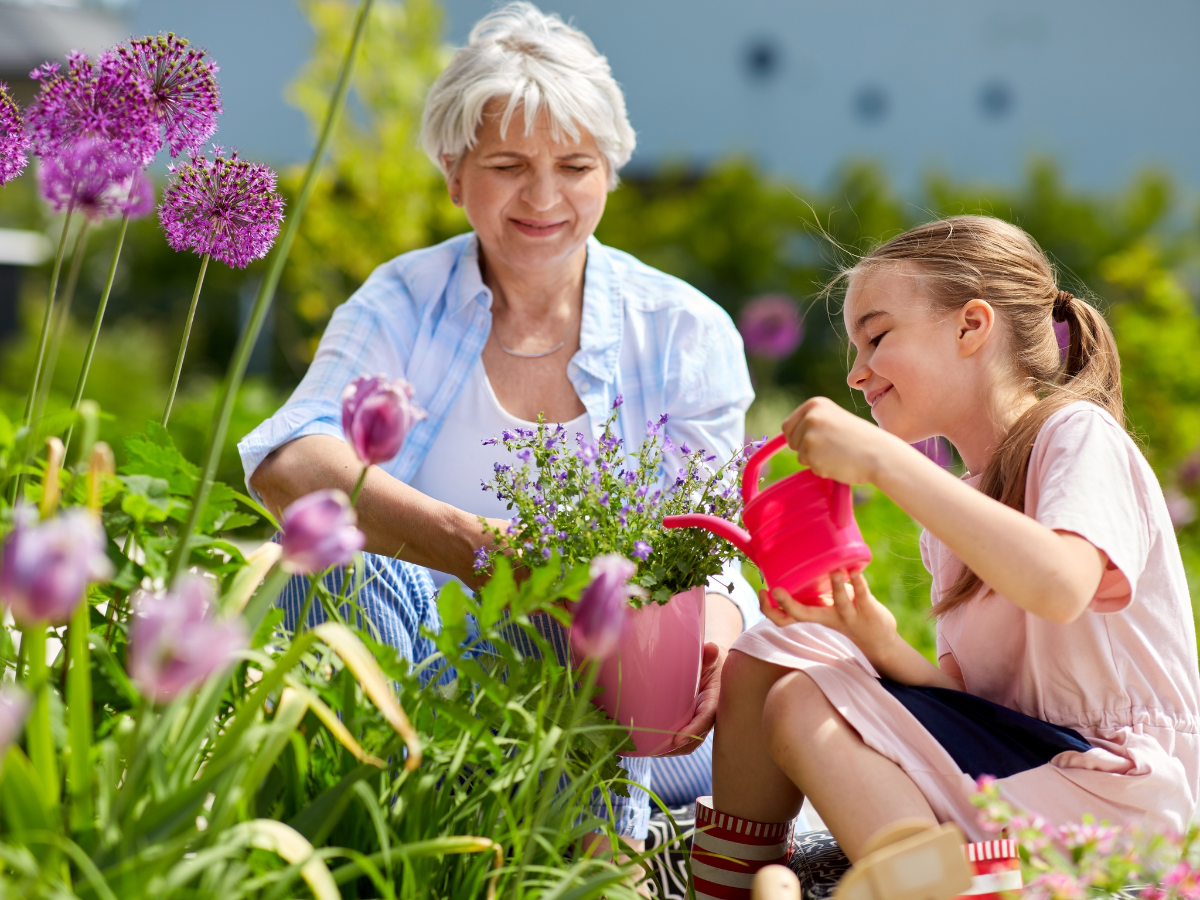 5 Activities to Support Your Mental Health This Summer | HealthLinc